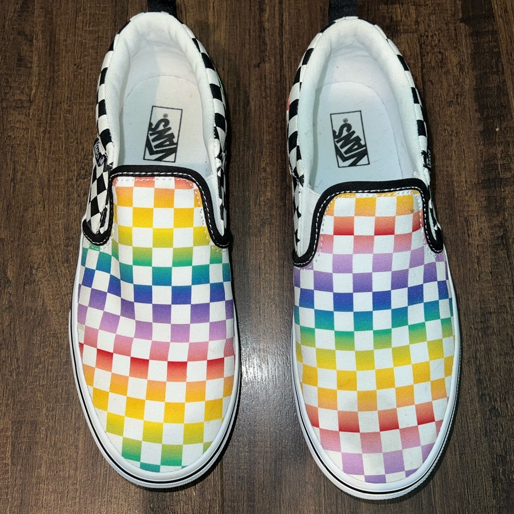 Vans (rainbow check/black and white)